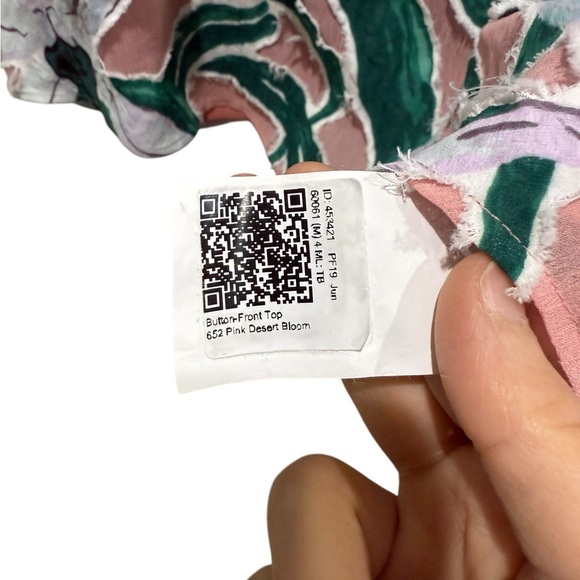 Tory Burch sample blouse size 4 in excellent like-new condition - Picture 5 of 10